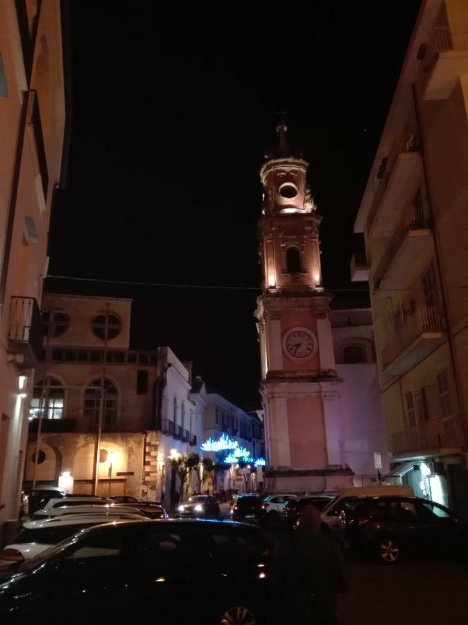 Nonna Vittoria Apartment Salerno Kültér fotó