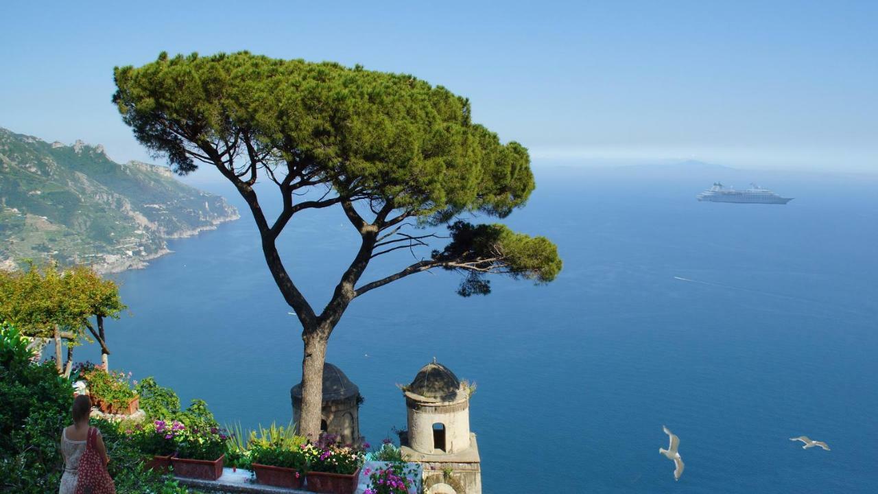 Nonna Vittoria Apartment Salerno Kültér fotó